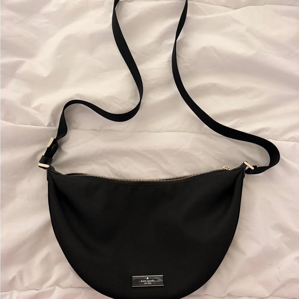 Kate Spade Black Crescent Shoulder Bag with Gold Hardware - Picture 3 of 6